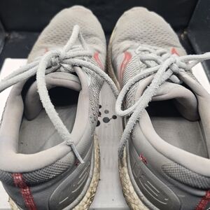 Saucony‎ Men's Gray and Red Athletic Shoes